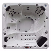 NG-90 hot tub in Oakville top view
