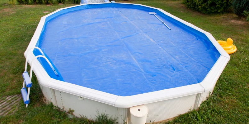 above-ground pool with cover