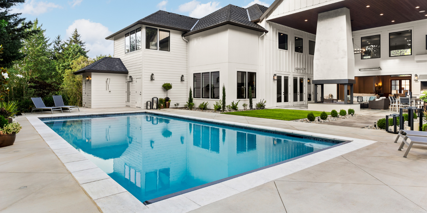 Luxury Pool in backyard - 5 Reasons Why You Need to Ensure Adequate Water Circulation in Your Pool